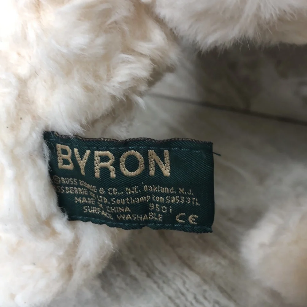 Vintage RUSS Bear “Byron” Fully‎ Jointed with Little Knit Green Sweater